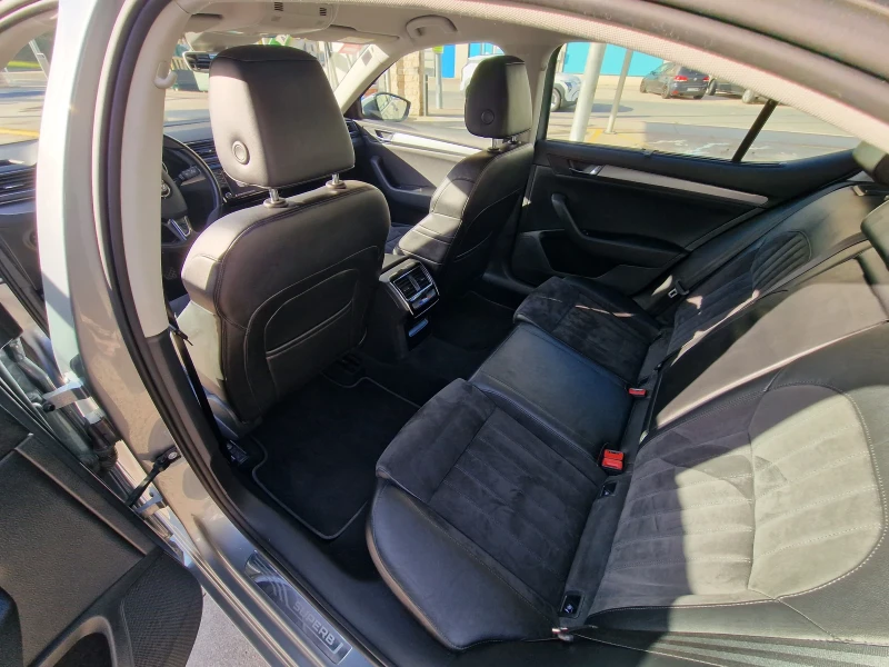 Skoda Superb Style, снимка 8 - Автомобили и джипове - 52525856