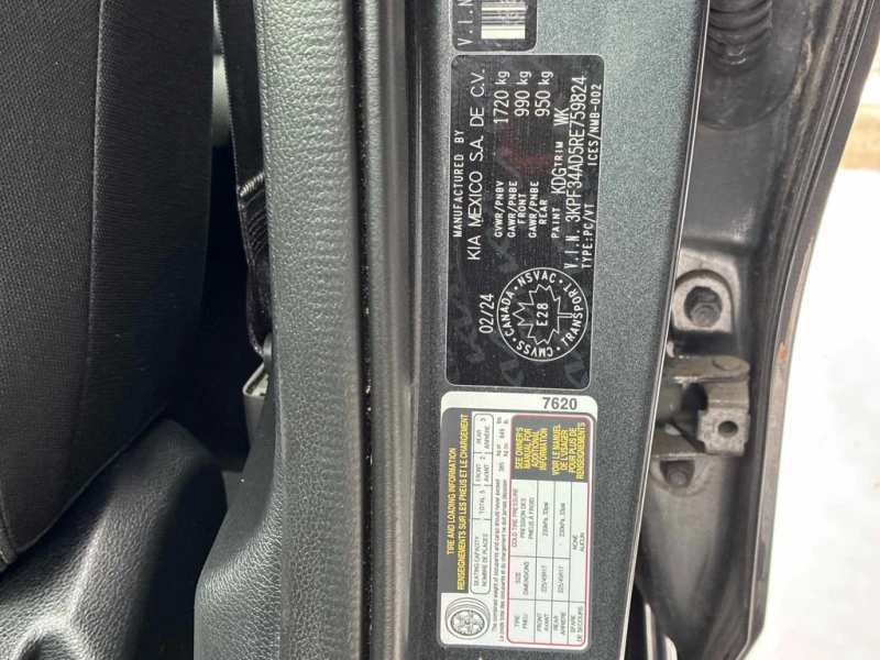 Kia Forte * IVT * CARFAX * БЕЗ ПЪРВОНАЧАЛНА ВНОСКА, снимка 10 - Автомобили и джипове - 53232246