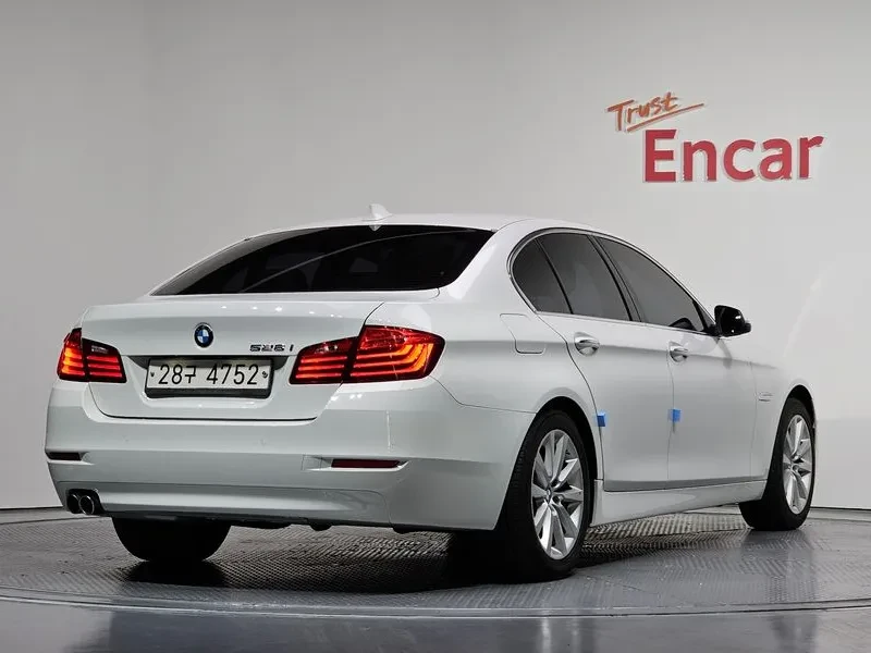 BMW 528 i, снимка 2 - Автомобили и джипове - 55146037