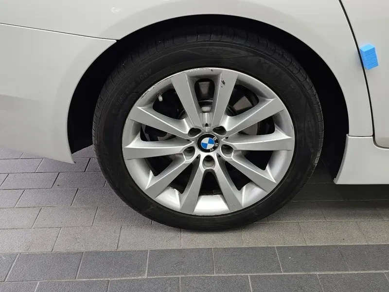 BMW 528 i, снимка 5 - Автомобили и джипове - 55146037