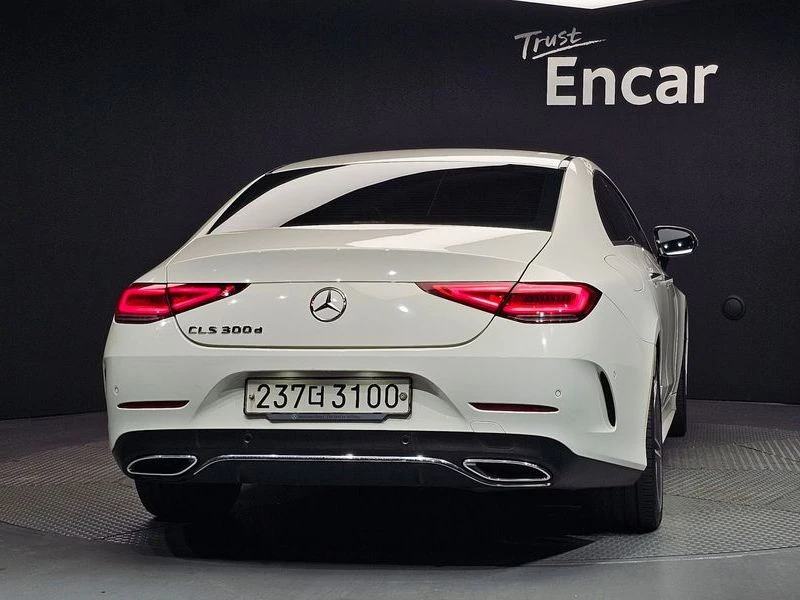 Mercedes-Benz CLS 300 * CLS 300 d AMG Line* , снимка 4 - Автомобили и джипове - 55605256
