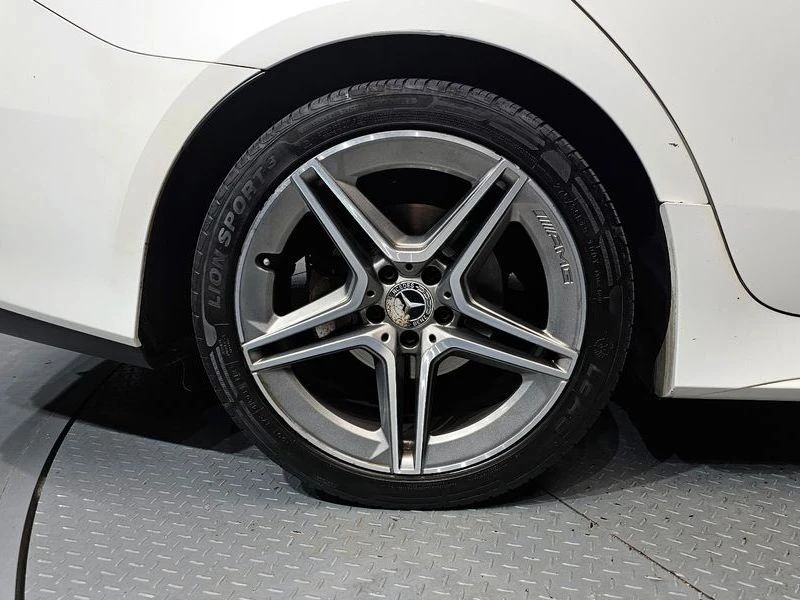 Mercedes-Benz CLS 300 * CLS 300 d AMG Line* , снимка 5 - Автомобили и джипове - 55605256