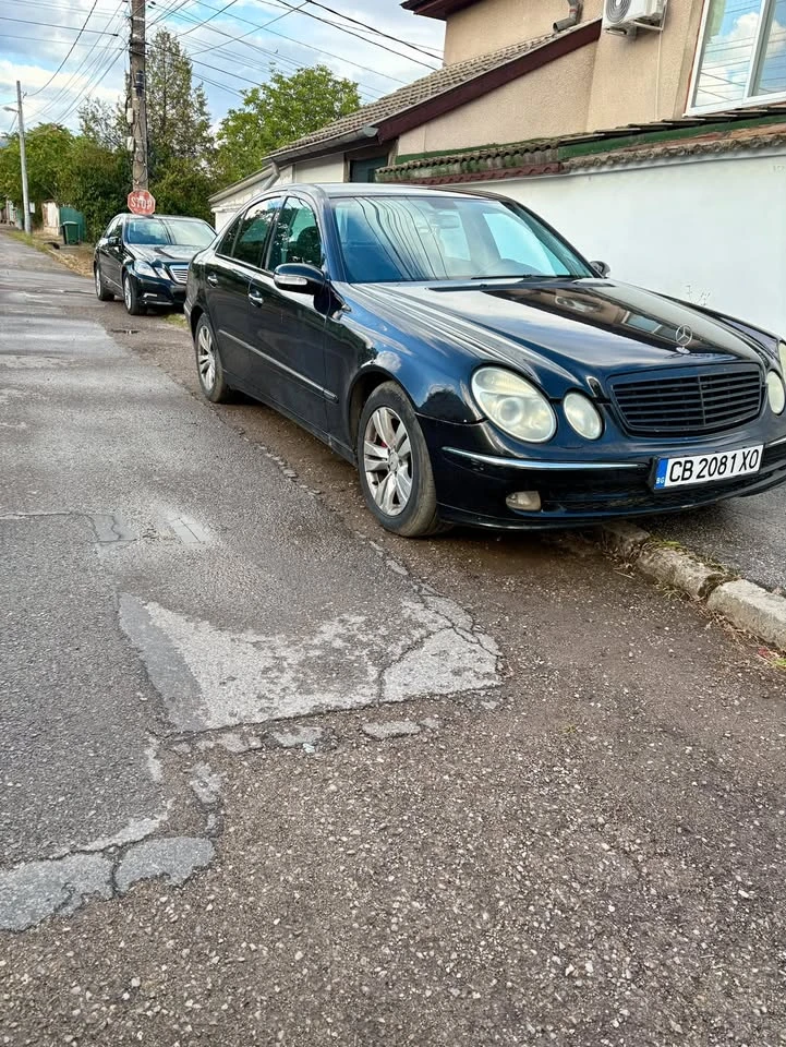 Mercedes-Benz E 320, снимка 3 - Автомобили и джипове - 56183048