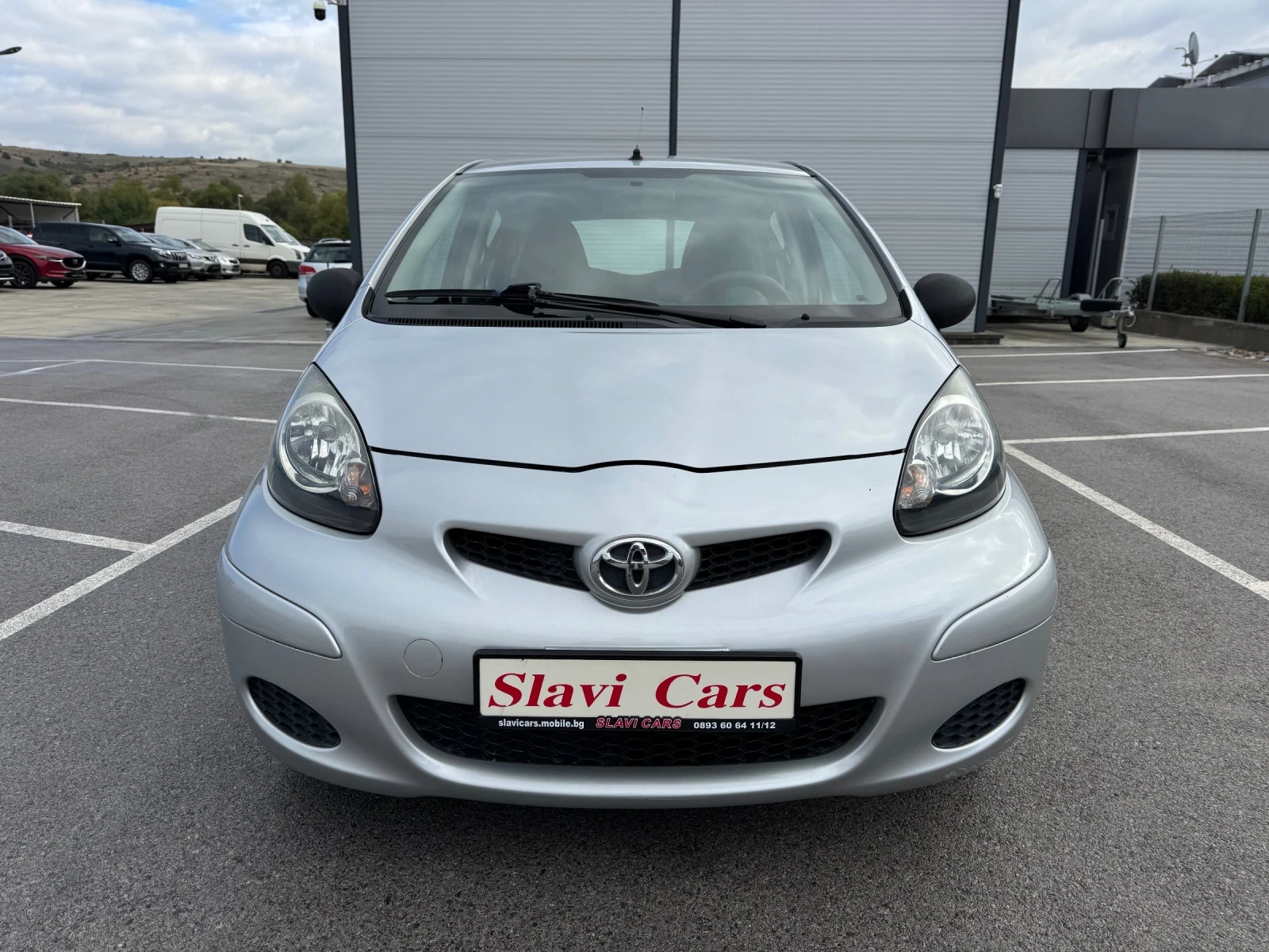 Toyota Aygo 1.0 VVT - 5 ВРАТИ - 96.000 км!!! - изображение 2