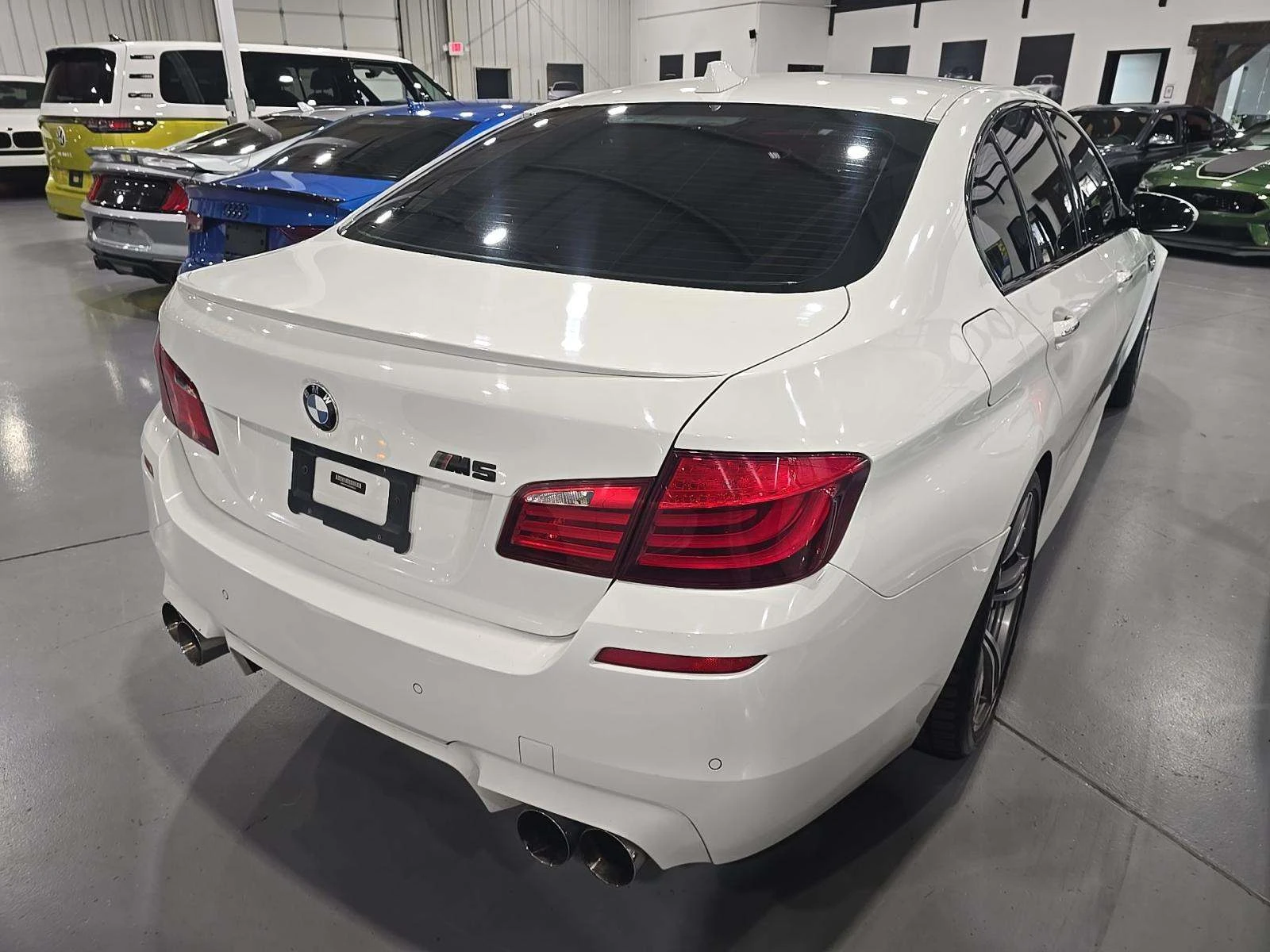 BMW M5  - изображение 4