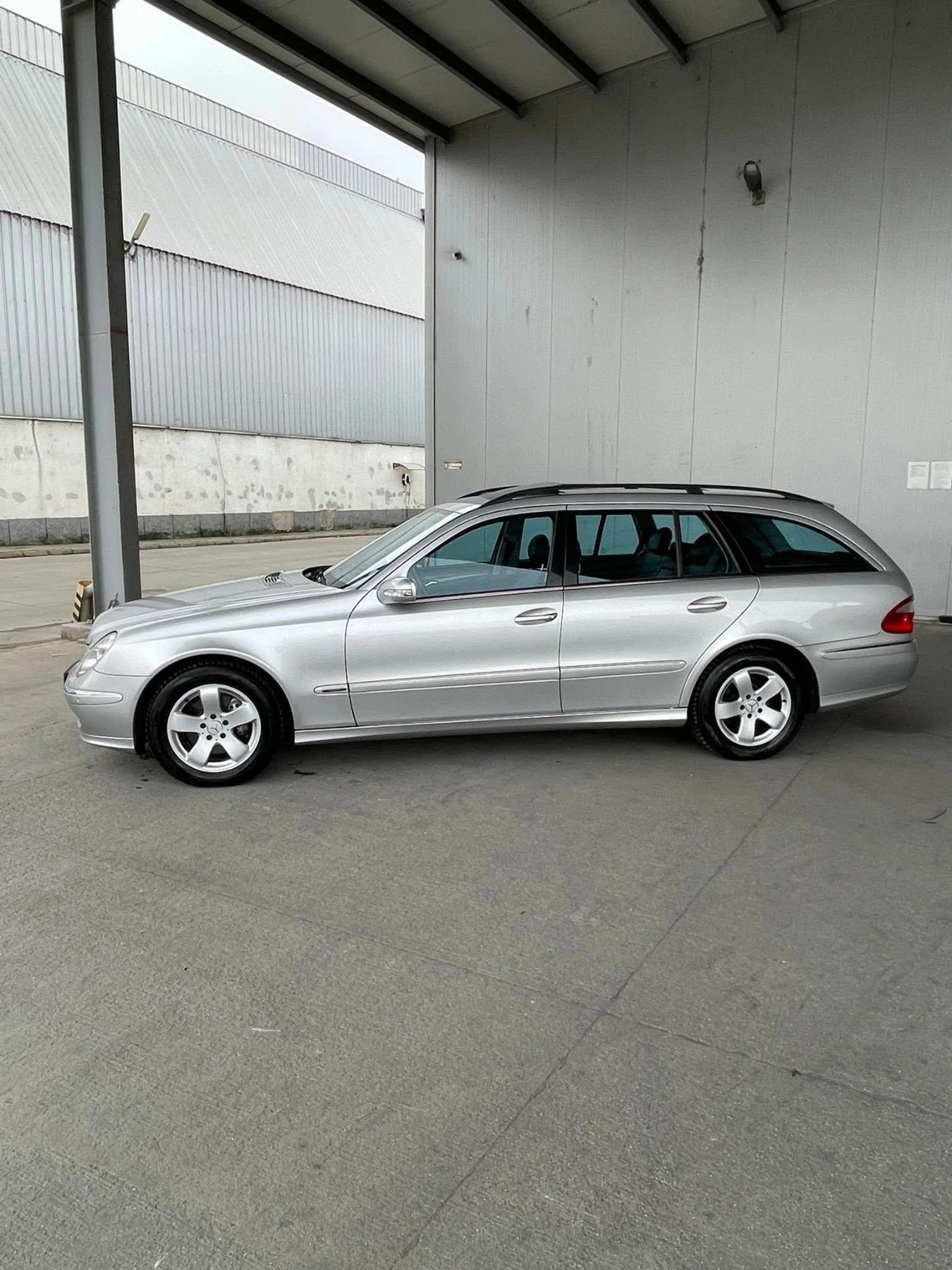 Mercedes-Benz E 320 Avangarde Germaniya - изображение 4