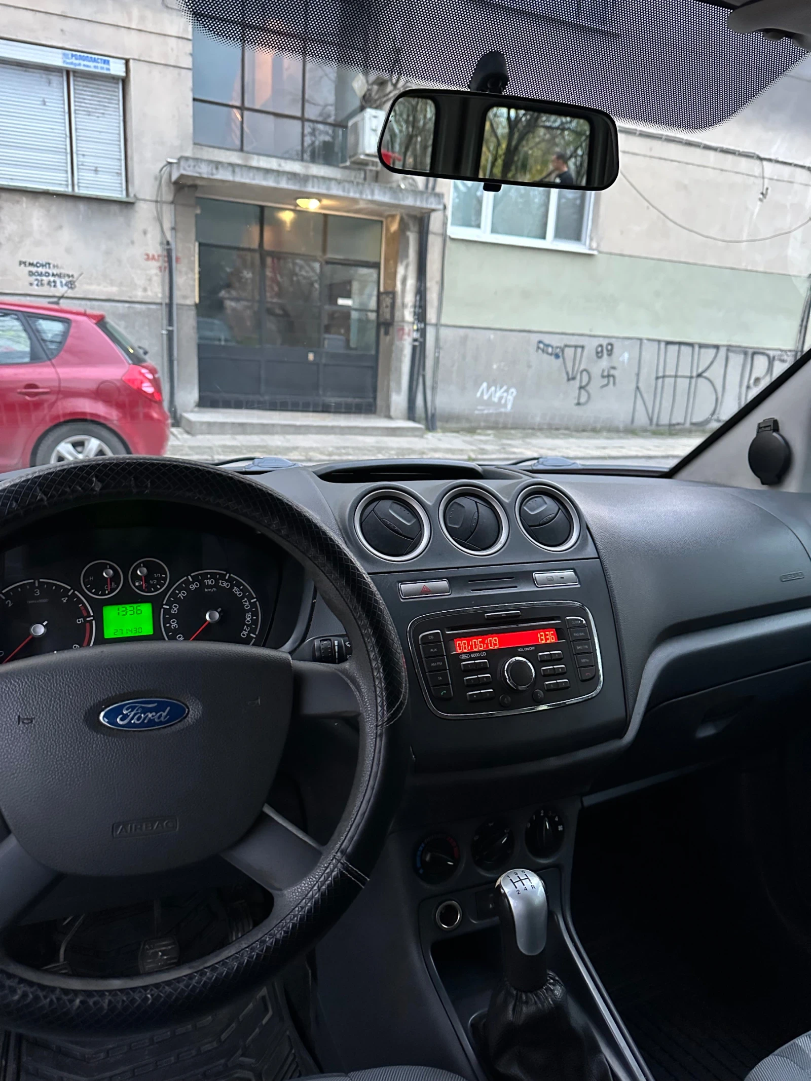 Ford Tourneo Connect | Mobile.bg � ����������� 11