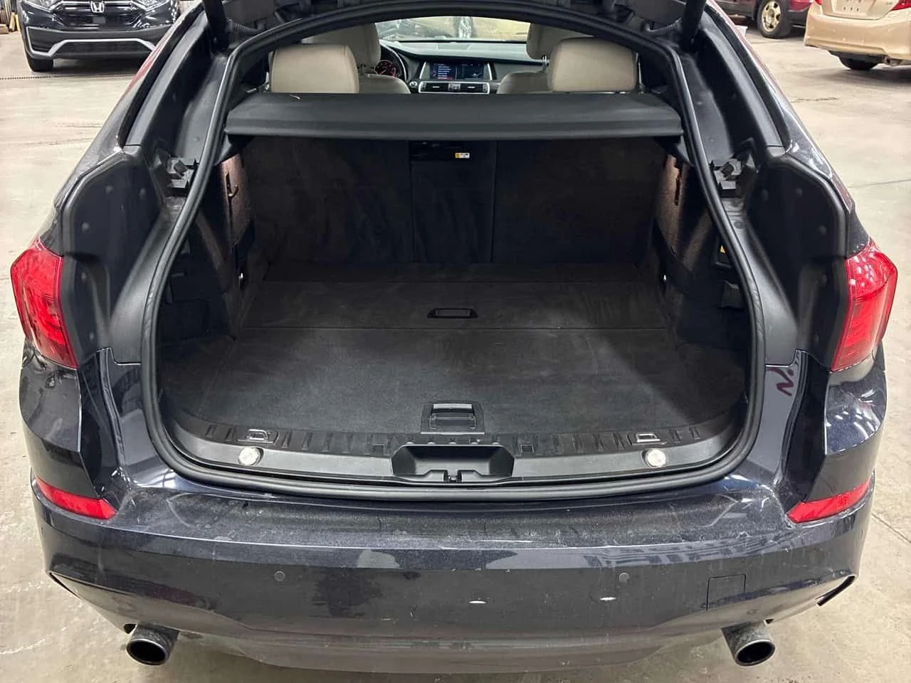 BMW 535 * xDrive * CARFAX * М ПАКЕТ * ПОДГРЕВ * КАМЕРА, снимка 14 - Автомобили и джипове - 53740512