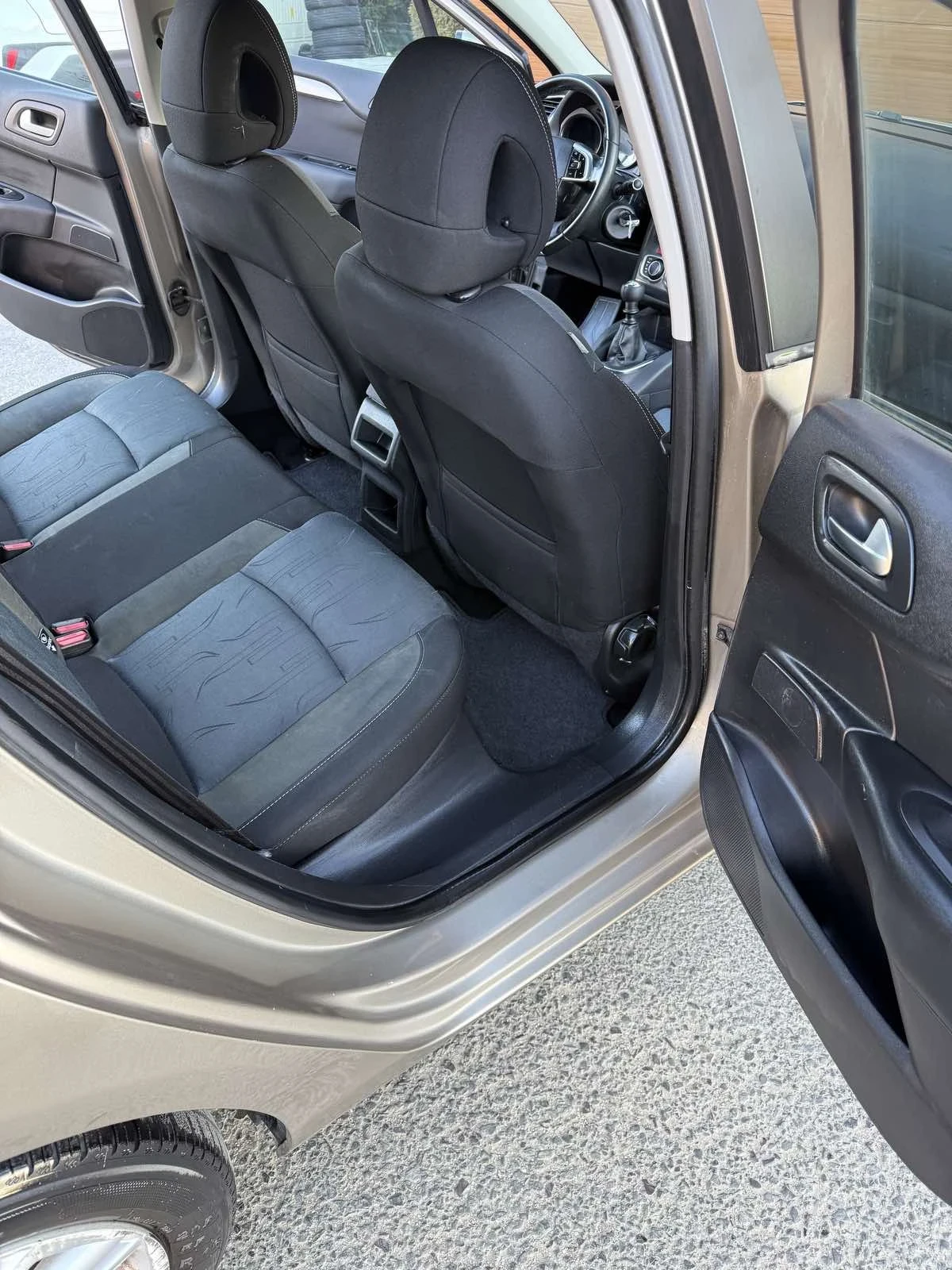 Citroen C4, снимка 9 - Автомобили и джипове - 53813327