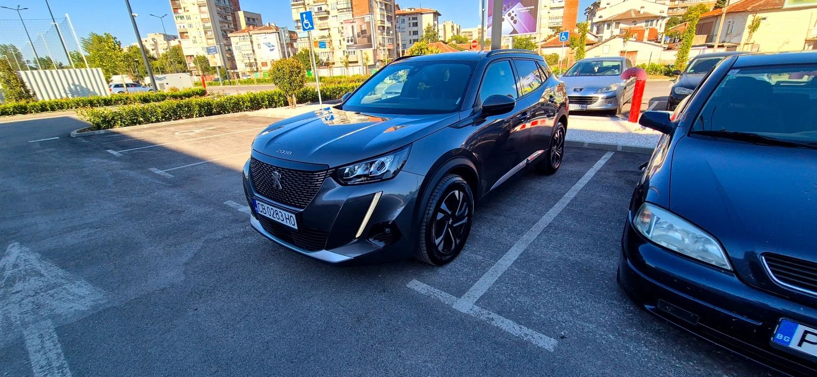 Peugeot 2008 Alure, снимка 7 - Автомобили и джипове - 53900212