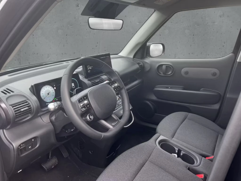 Hyundai Inster EV/42kWh/97HP/SELECT/CAM/NAVI/ACC/CPALY/KLESS/960g, снимка 7 - Автомобили и джипове - 53914344