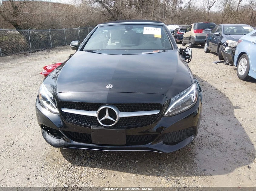 Mercedes-Benz C 300 2.0l 4Matic, снимка 12 - Автомобили и джипове - 54097944