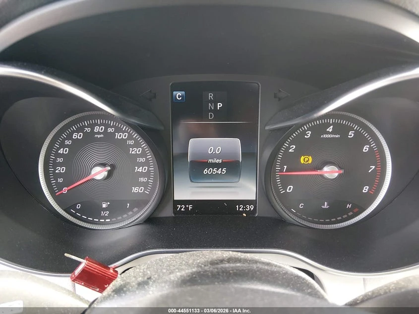 Mercedes-Benz C 300 2.0l 4Matic, снимка 7 - Автомобили и джипове - 54097944