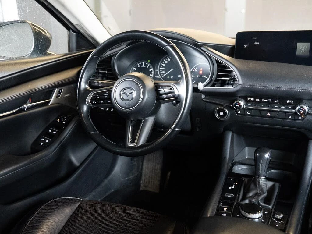 Mazda 3 GT AWD* ПОДГРЕВ* КАМЕРА* М.ТОЧКА* , снимка 13 - Автомобили и джипове - 54373382