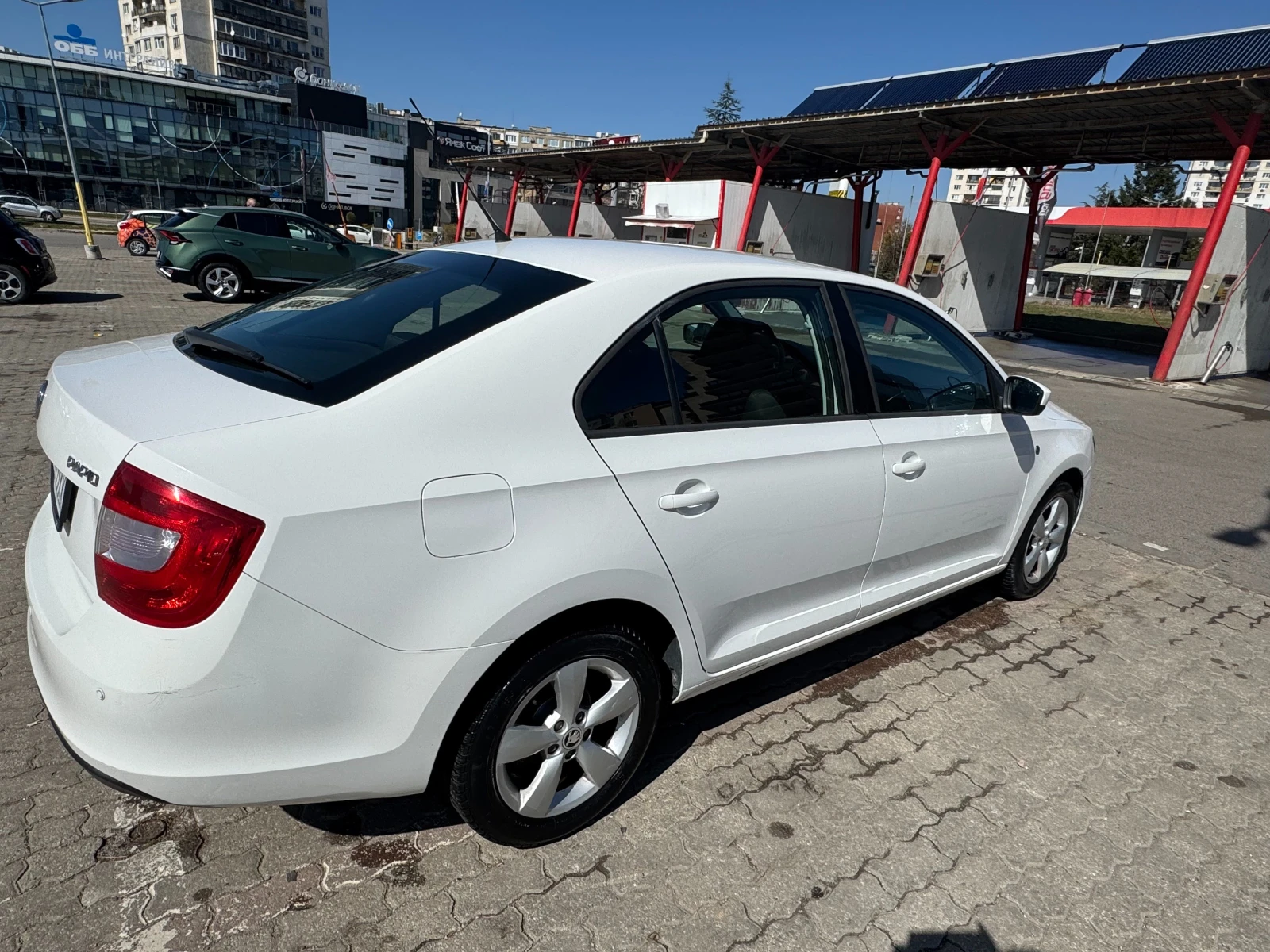 Skoda Rapid 1.2, снимка 5 - Автомобили и джипове - 54396888