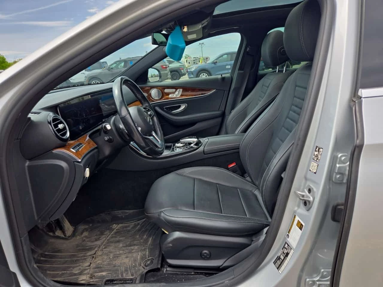 Mercedes-Benz E 450 АМГ ПАКЕТ/CARFA/ПАНОРАМА/360 КАМЕРА/ФИНАНСИРАНЕ, снимка 7 - Автомобили и джипове - 54756366