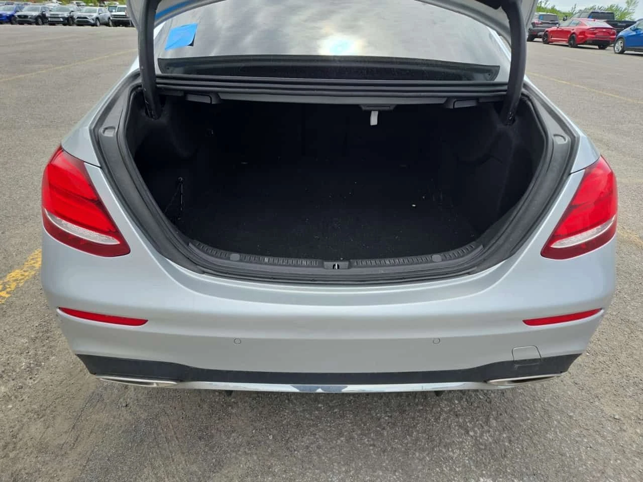 Mercedes-Benz E 450 АМГ ПАКЕТ/CARFA/ПАНОРАМА/360 КАМЕРА/ФИНАНСИРАНЕ, снимка 13 - Автомобили и джипове - 54756366