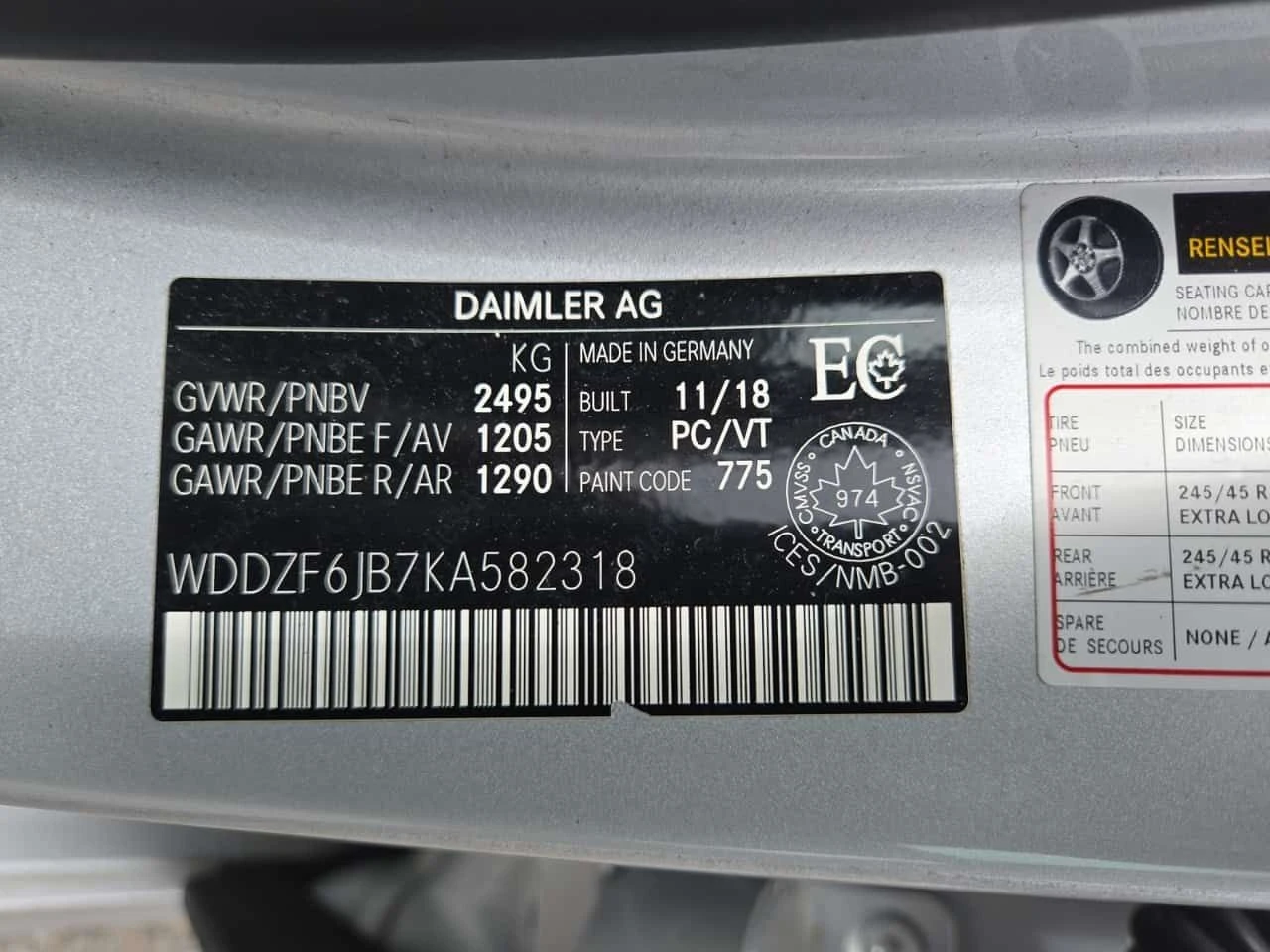 Mercedes-Benz E 450 АМГ ПАКЕТ/CARFA/ПАНОРАМА/360 КАМЕРА/ФИНАНСИРАНЕ, снимка 14 - Автомобили и джипове - 54756366