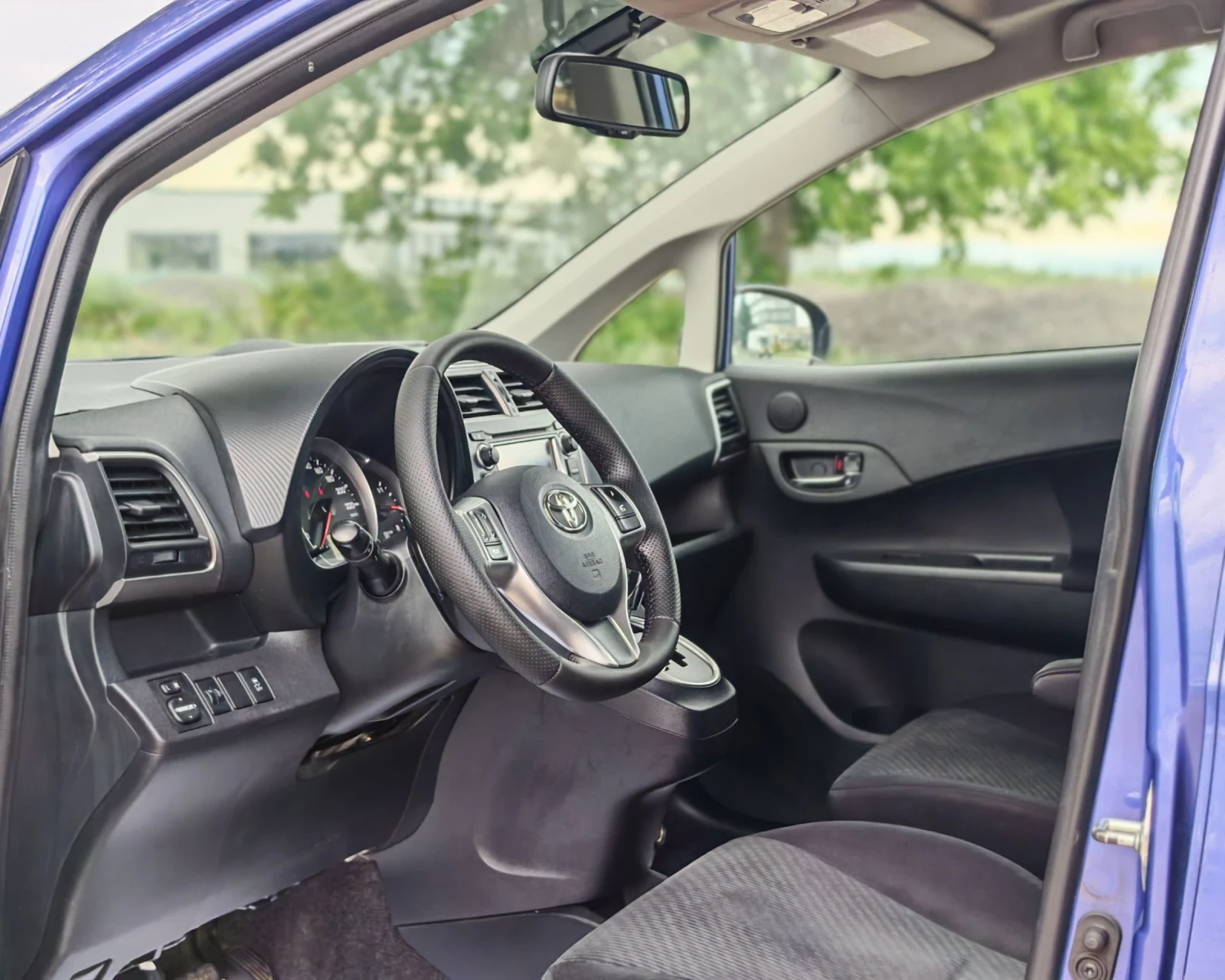 Toyota Verso S 1.3 БЕНЗИН 99 К.С. АВТОМАТ! ПАНОРАМА! БЕЗ АНАЛОГ!!, снимка 8 - Автомобили и джипове - 55406699