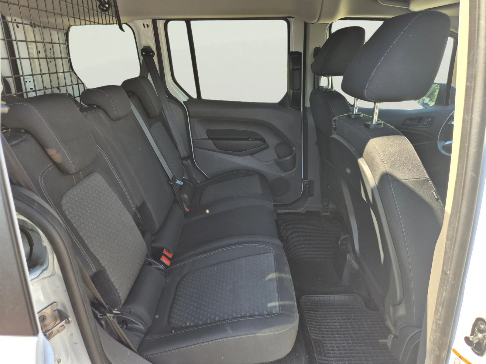 Ford Connect 1.5 EcoBlue, снимка 9 - Автомобили и джипове - 55533776