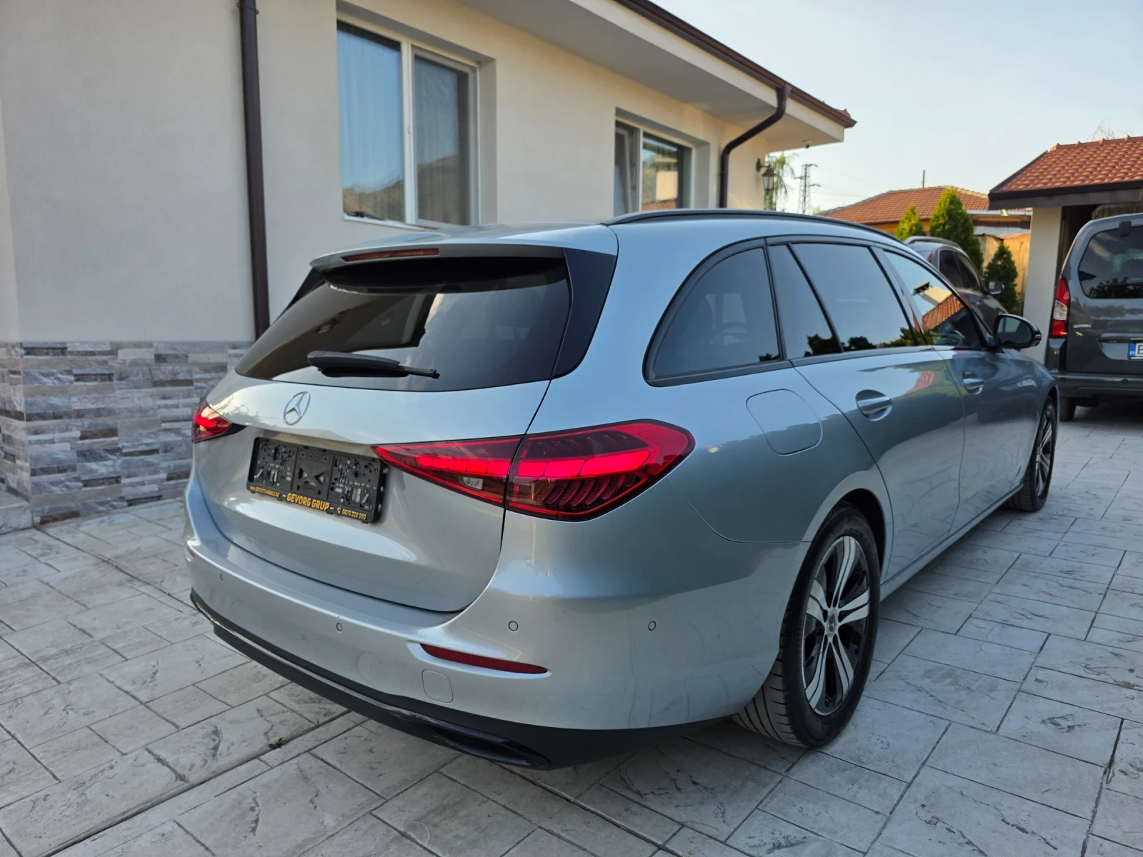 Mercedes-Benz C 220 2.2 CDI MILD-HYBRID , снимка 5 - Автомобили и джипове - 55883420