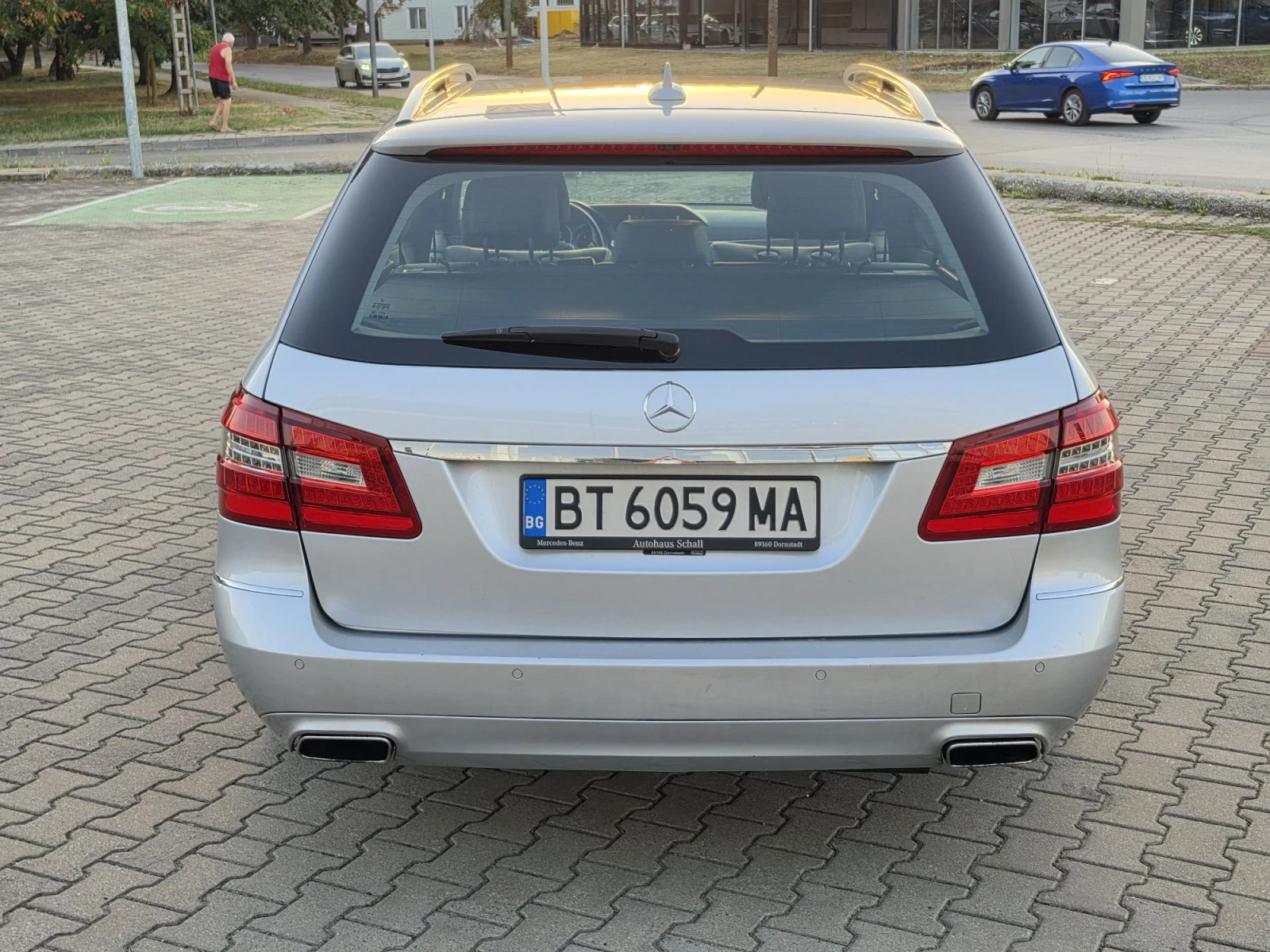 Mercedes-Benz E 350, снимка 5 - Автомобили и джипове - 55981606