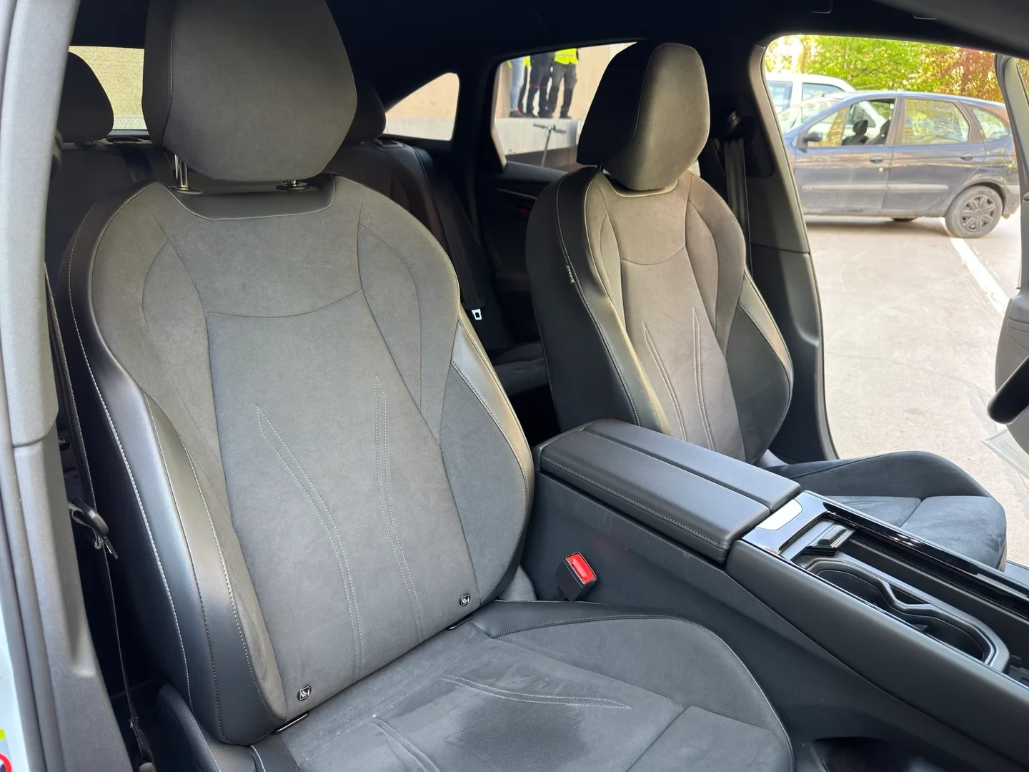 VW ID.7 Pro PLUS, 77 kWh, 210кВт/286к.с., снимка 4 - Автомобили и джипове - 56294276