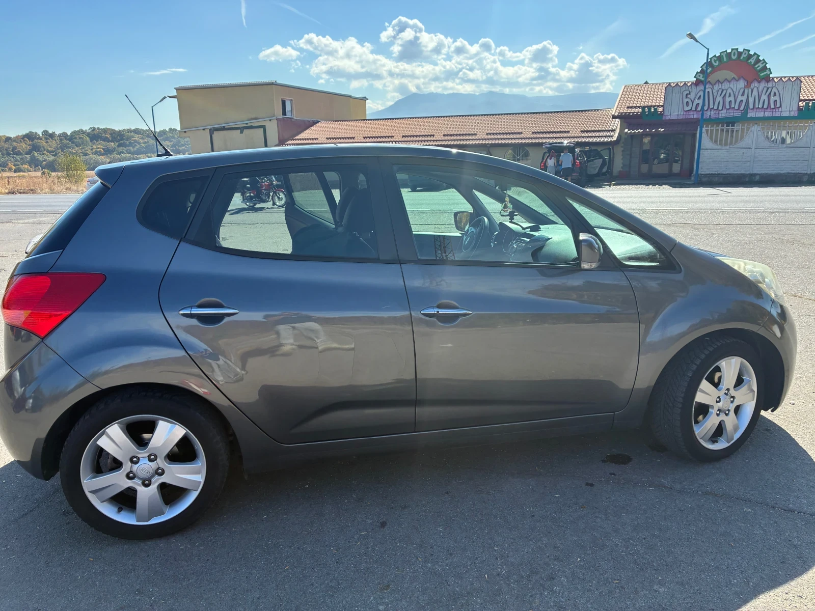 Kia Venga, снимка 3 - Автомобили и джипове - 56439449