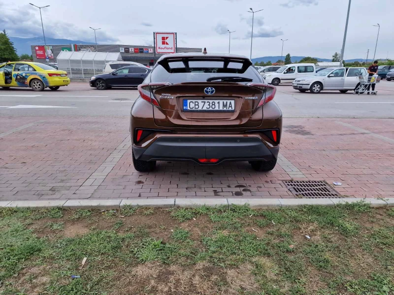 Toyota C-HR, снимка 14 - Автомобили и джипове - 47271420