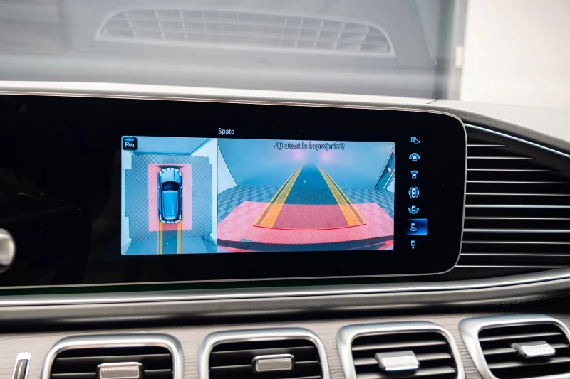 Mercedes-Benz GLE 53 4MATIC AMG/435HP/PANO/MASSAGE/BURM/HUD/CAM/MEMO/NAVI/217g, снимка 13 - Автомобили и джипове - 51497904