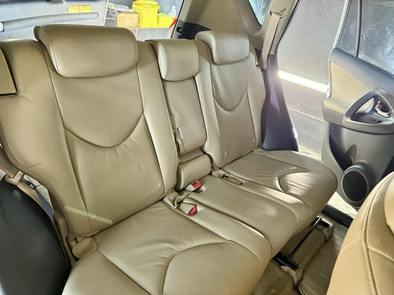 Toyota Rav4 2.0i AVTOMATIK FACE SWISS, снимка 11 - Автомобили и джипове - 52976456