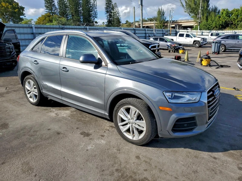 Audi Q3 PREMIUM, снимка 4 - Автомобили и джипове - 53307187