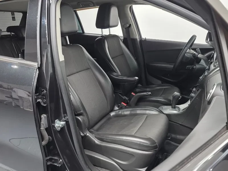 Chevrolet Trax 1.4, снимка 10 - Автомобили и джипове - 54327831