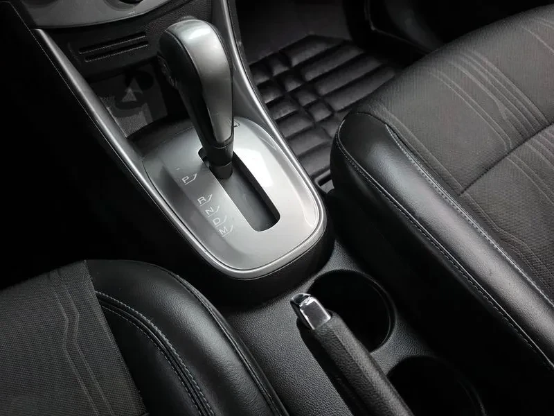 Chevrolet Trax 1.4, снимка 9 - Автомобили и джипове - 54327831