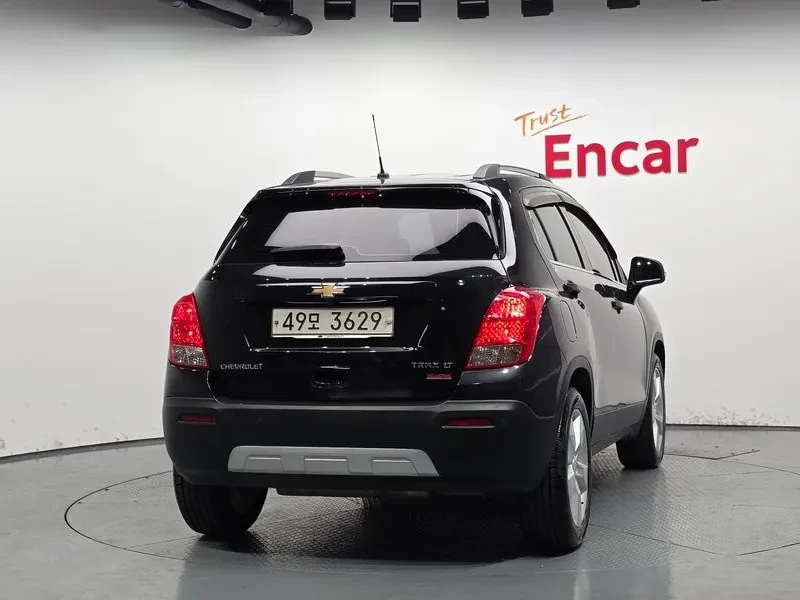 Chevrolet Trax 1.4, снимка 4 - Автомобили и джипове - 54327831