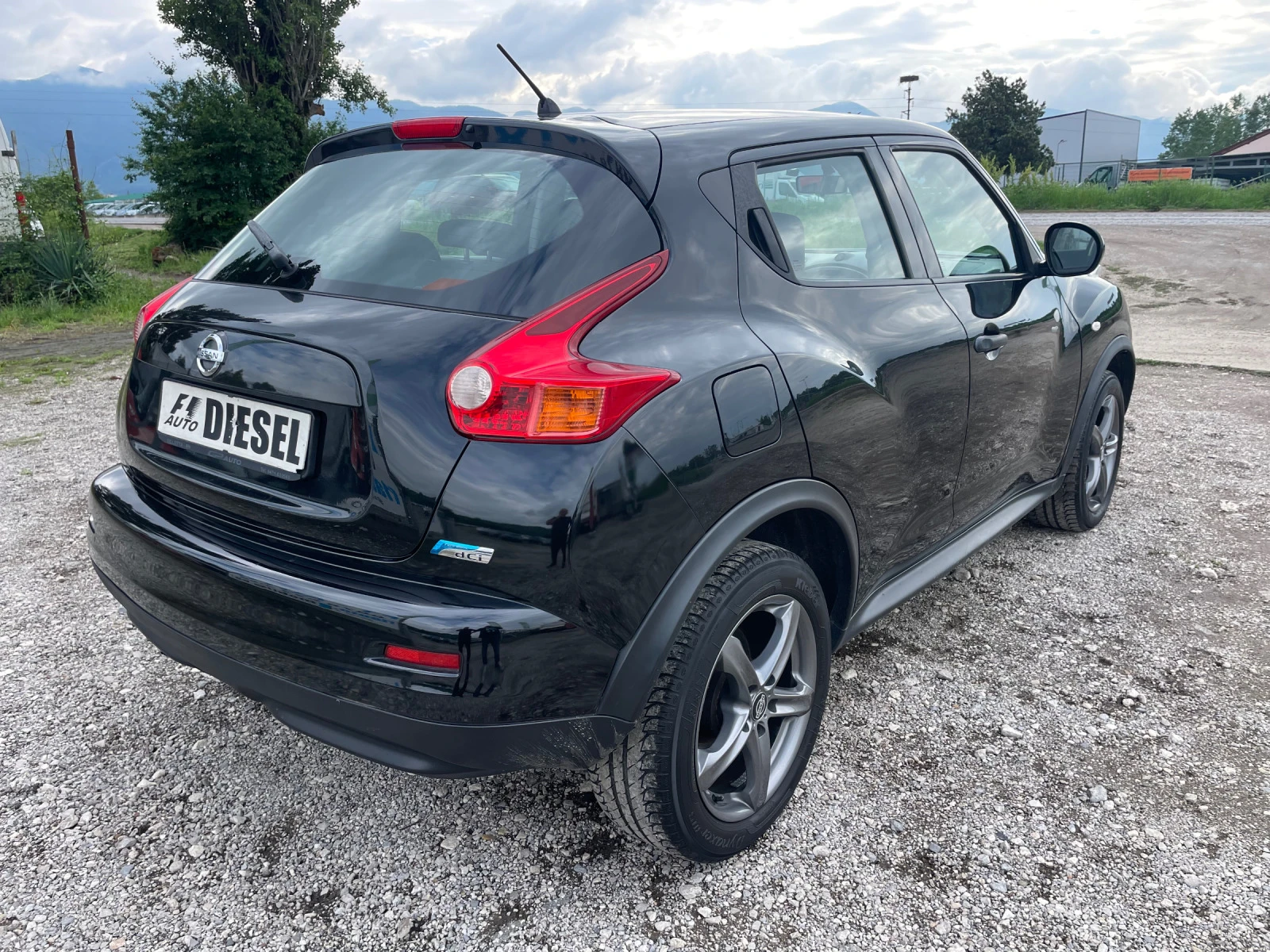 Nissan Juke 1.5DCI-110-ITALIA - изображение 8