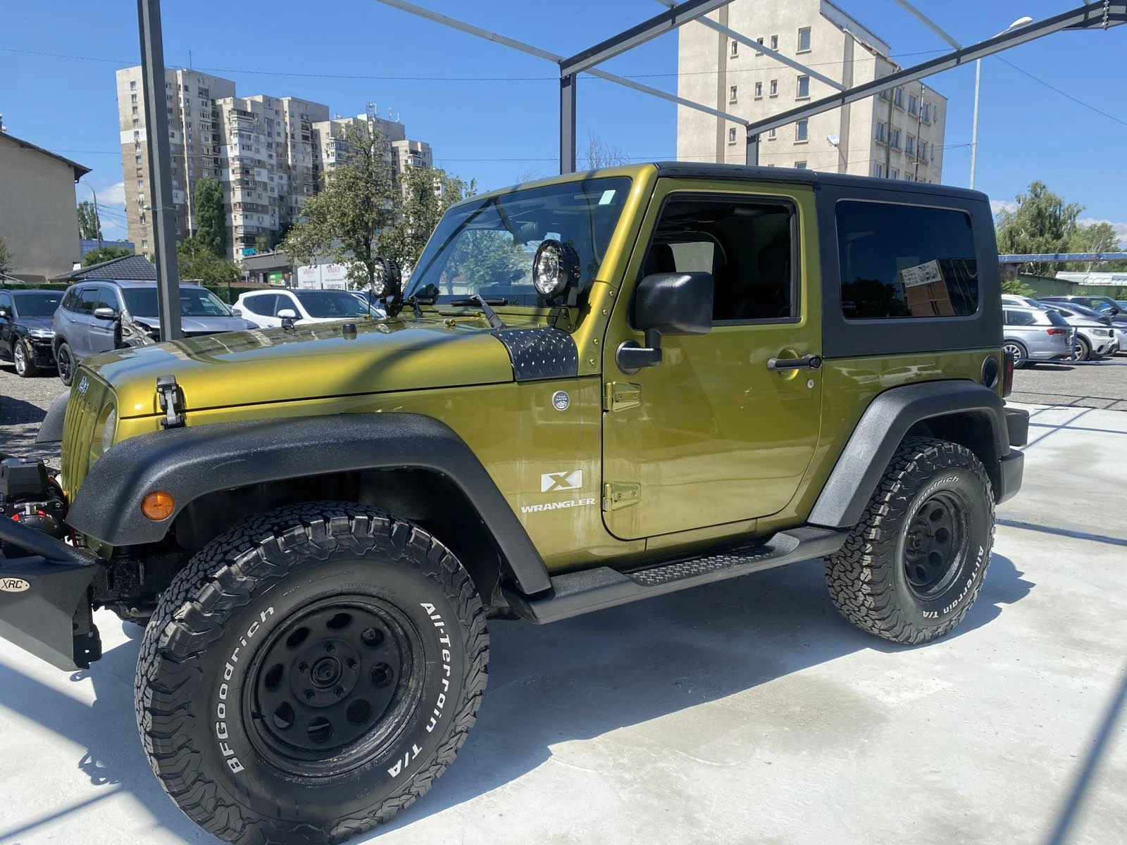 Jeep Wrangler  - изображение 10