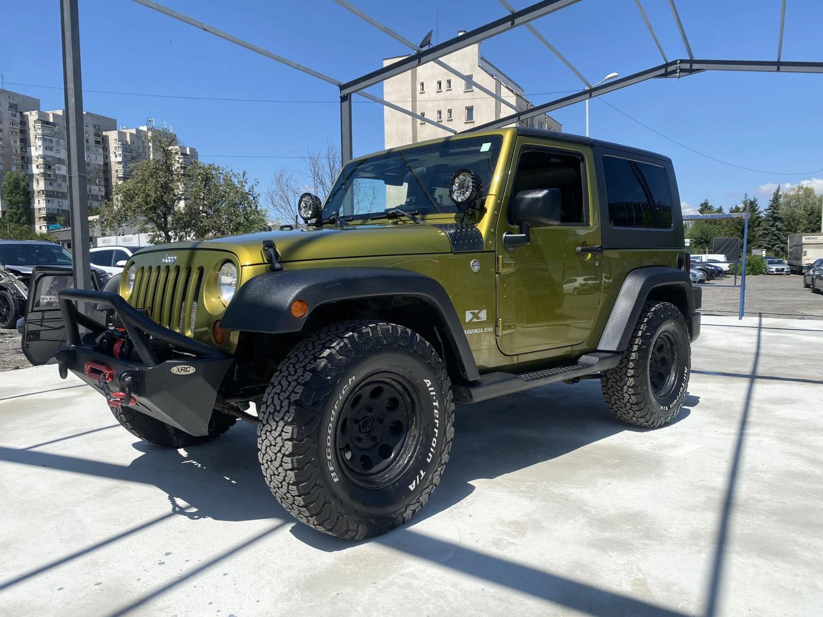 Jeep Wrangler  - изображение 8