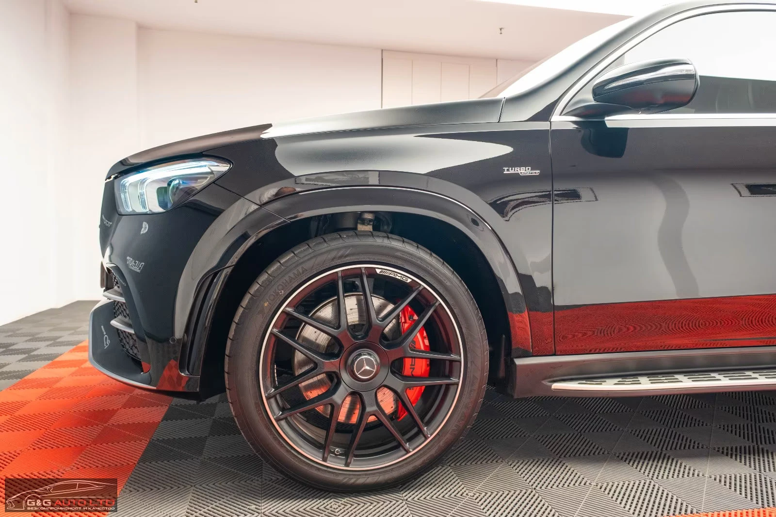 Mercedes-Benz GLE 53 4MATIC AMG/435HP/PANO/MASSAGE/BURM/HUD/CAM/MEMO/NAVI/217g - изображение 3