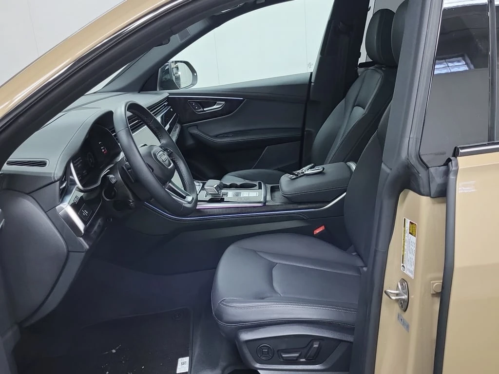 Audi Q8 55tfsi * TECHNIK * CARFAX * 360 ������ * Head-Up * | Mobile.bg � ����������� 10