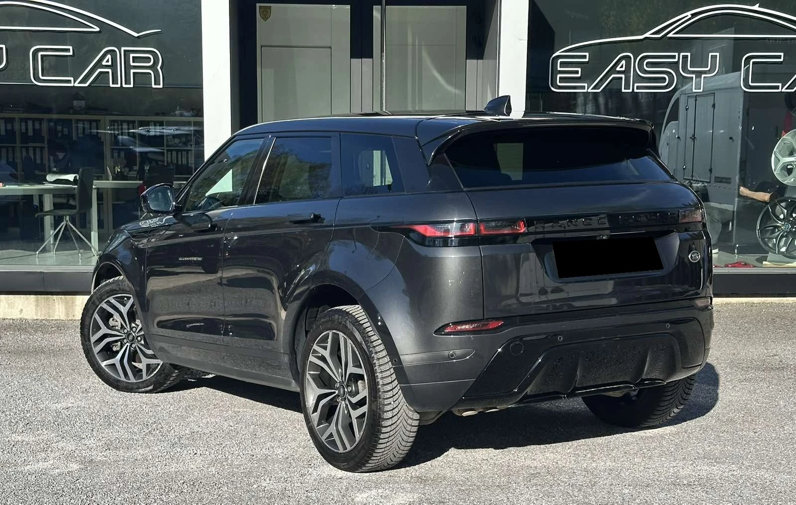 Land Rover Range Rover Evoque R-Dynamic /CAMERA 360/ NAVI/ , снимка 4 - Автомобили и джипове - 54326014