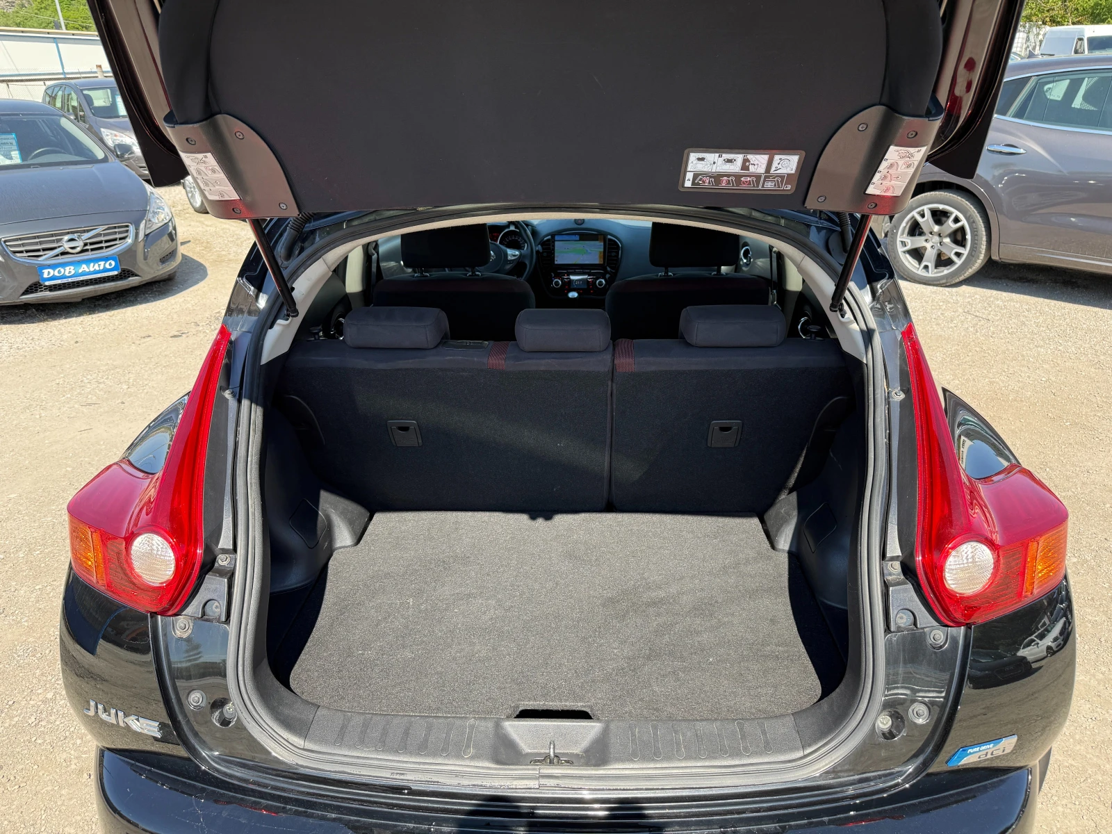 Nissan Juke 1.5 DCI НАВИГАЦИЯ КЛИМАТРОНИК КАР ПЛЕЙ, снимка 12 - Автомобили и джипове - 54463701