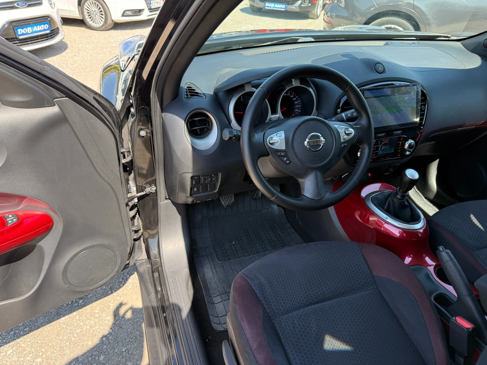 Nissan Juke 1.5 DCI НАВИГАЦИЯ КЛИМАТРОНИК КАР ПЛЕЙ, снимка 9 - Автомобили и джипове - 54463701