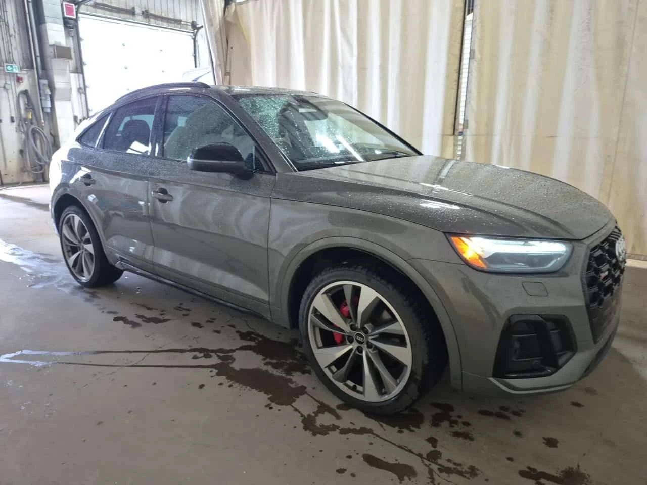 Audi SQ5 * TECHNIK * ДИСТРОНИК * DIGITAL * 2 КЛЮЧА , снимка 2 - Автомобили и джипове - 54612041
