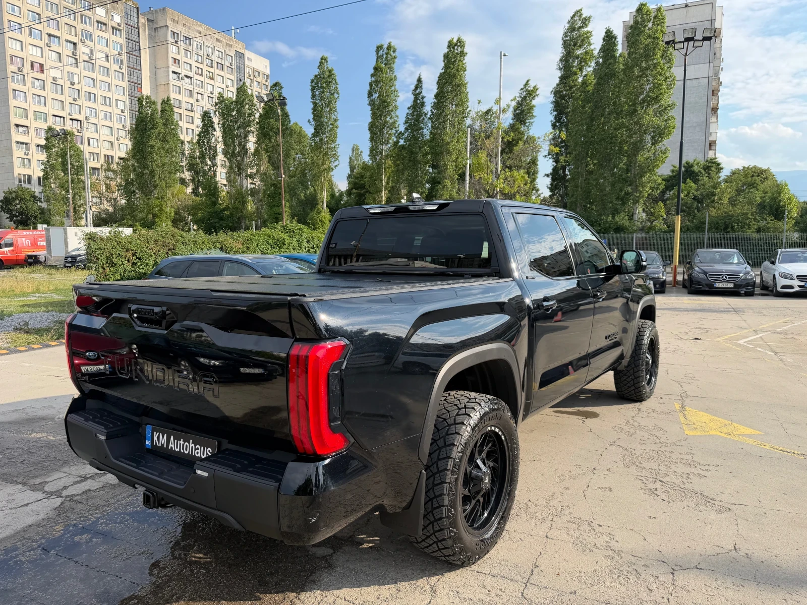 Toyota Tundra LIMITED , снимка 4 - Автомобили и джипове - 55047624