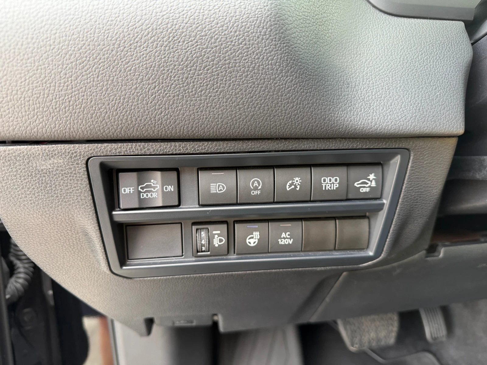 Toyota Tundra LIMITED , снимка 13 - Автомобили и джипове - 55047624