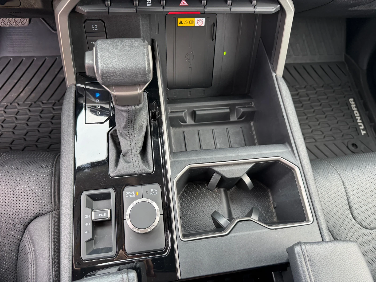 Toyota Tundra LIMITED , снимка 14 - Автомобили и джипове - 55047624