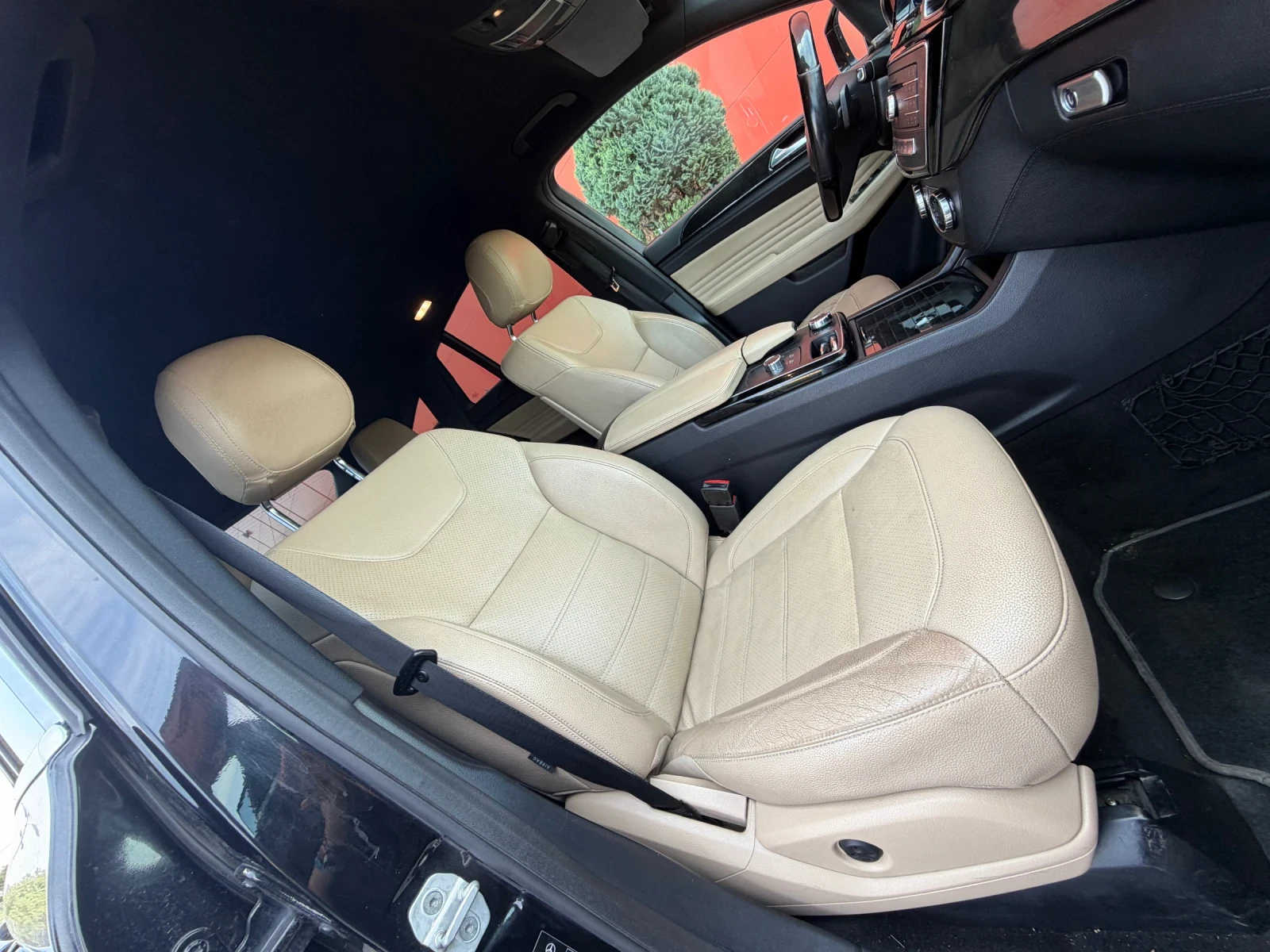 Mercedes-Benz GLE Coupe AMG* НА* ПРУЖИНИ* LED, снимка 8 - Автомобили и джипове - 55874892