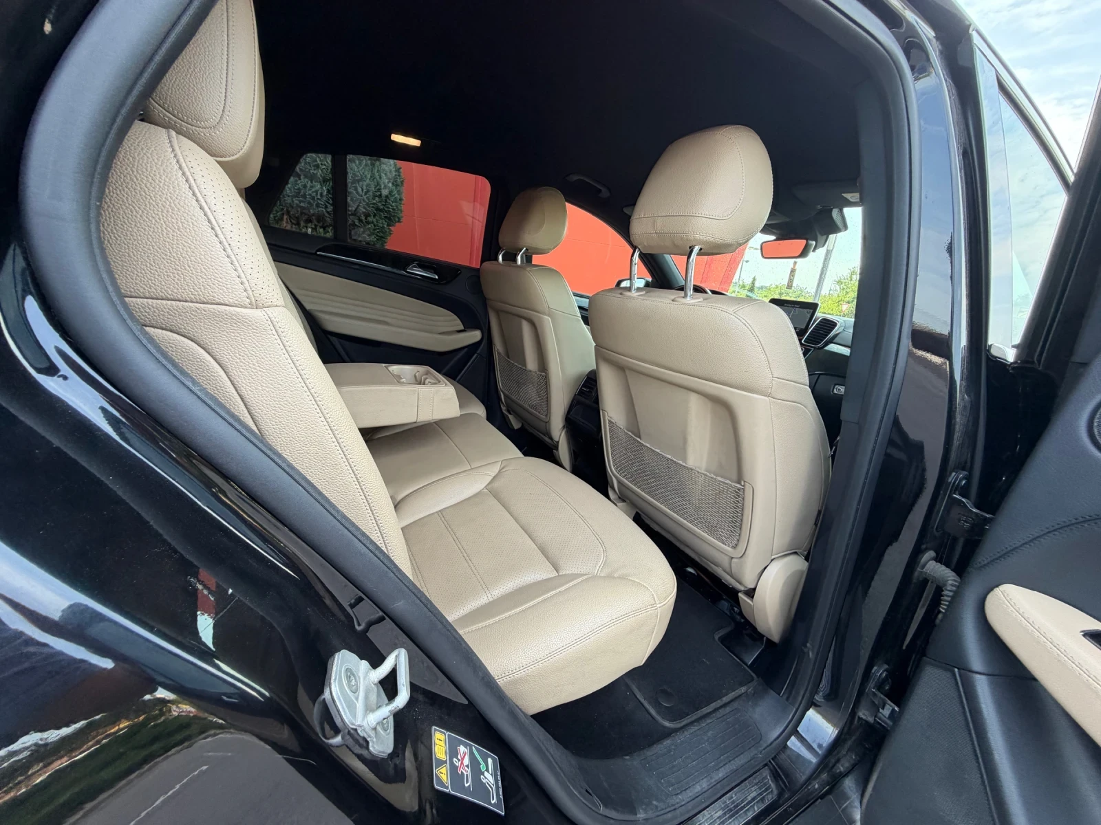 Mercedes-Benz GLE Coupe AMG* НА* ПРУЖИНИ* LED, снимка 7 - Автомобили и джипове - 55874892