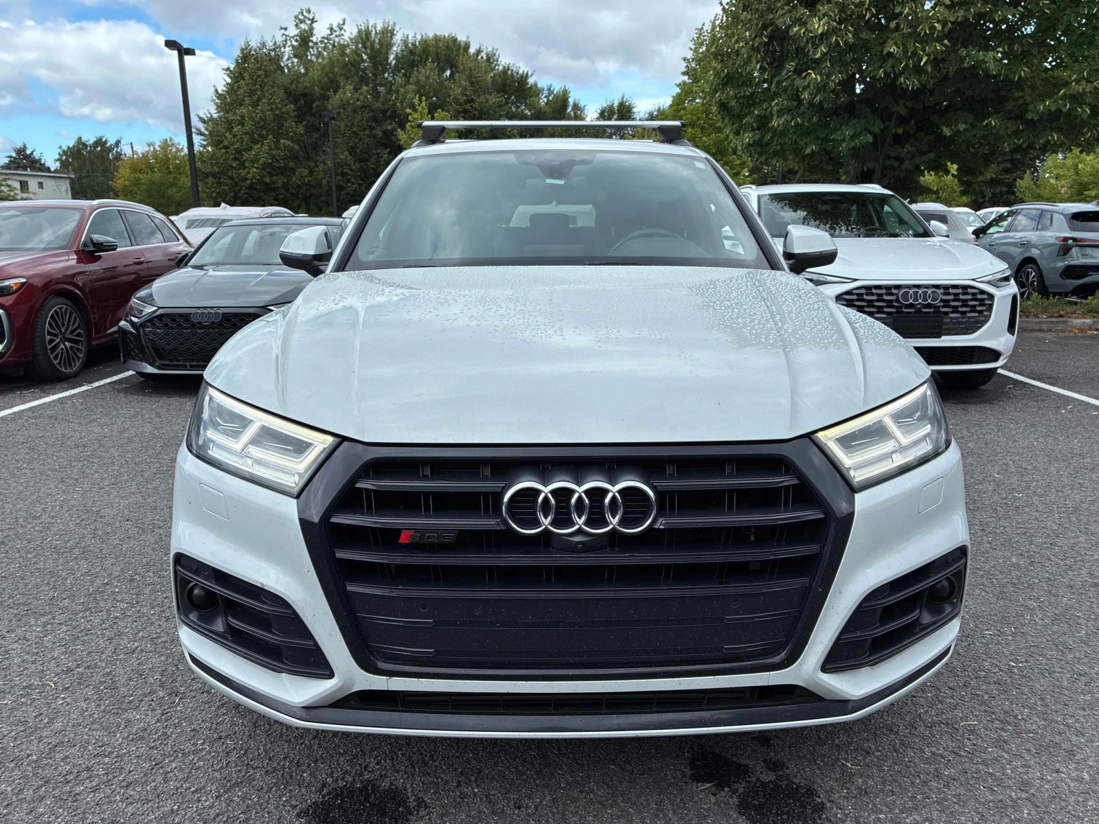 Audi SQ5 * TECHNIK * 360 CAM * CARFAX * , снимка 2 - Автомобили и джипове - 56012856